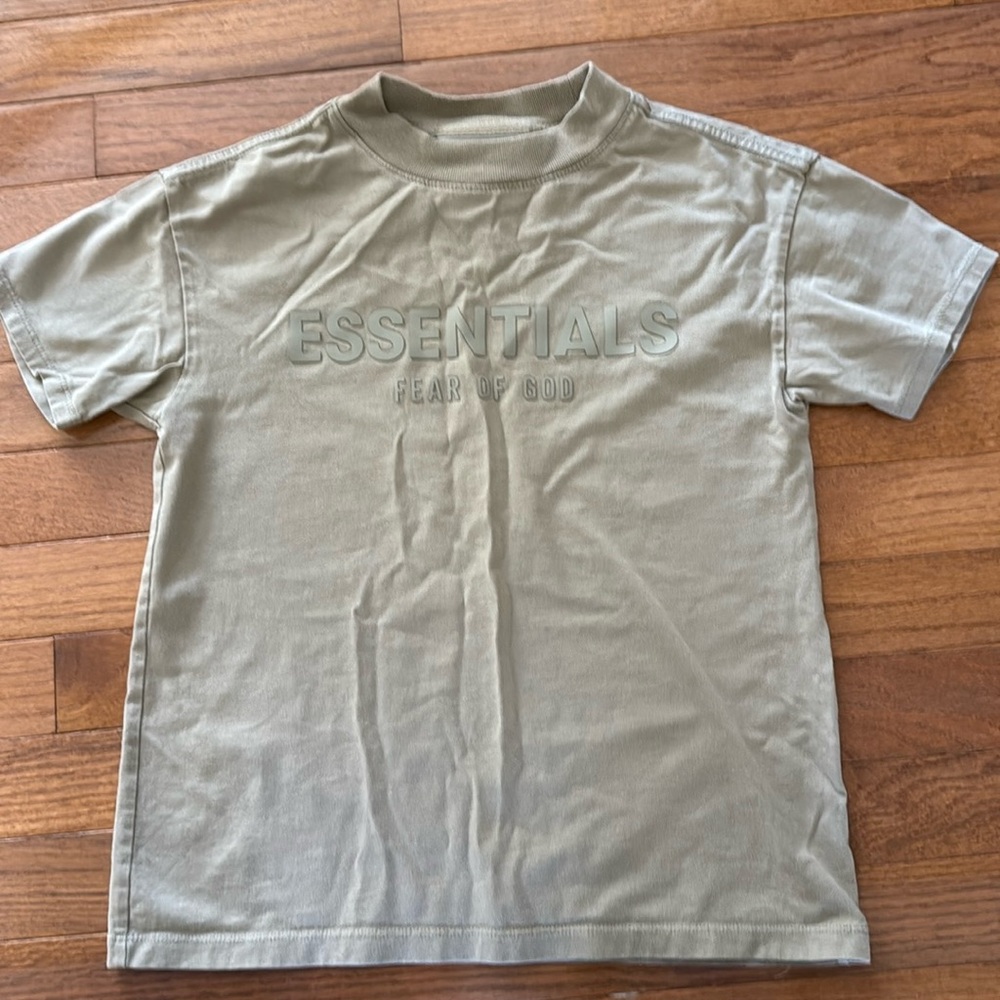 Essentials Fear of God T-shirt Kids sz 8
